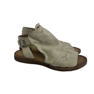 Miz Mooz Fifi Leather Ankle Strap Sandals Studs Gladiator Flat Cream 41 9.5 Wide